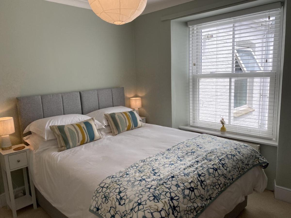 Spacious, seaside, Victorian home Bay View Terrace, Penzance Exterior foto