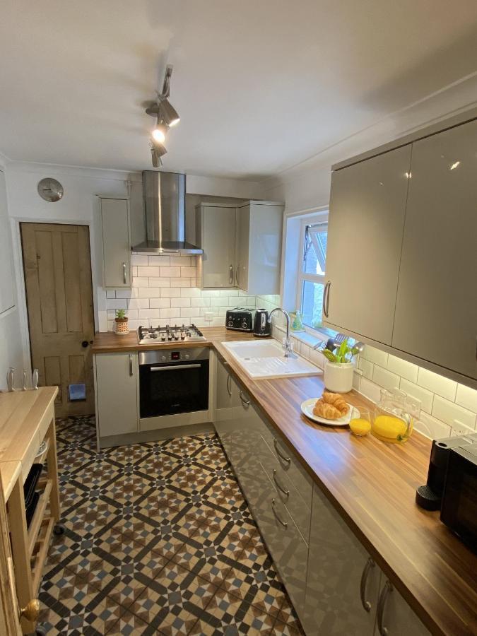 Spacious, seaside, Victorian home Bay View Terrace, Penzance Exterior foto