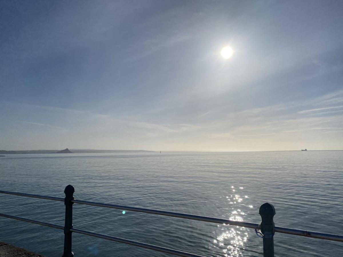 Spacious, seaside, Victorian home Bay View Terrace, Penzance Exterior foto